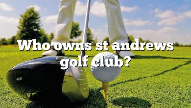 Who owns st andrews golf club?