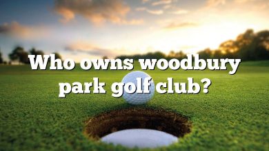 Who owns woodbury park golf club?