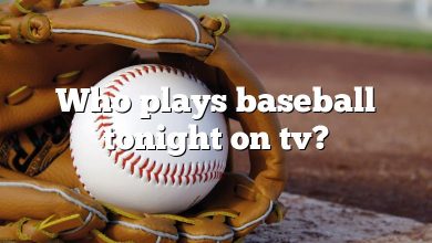 Who plays baseball tonight on tv?