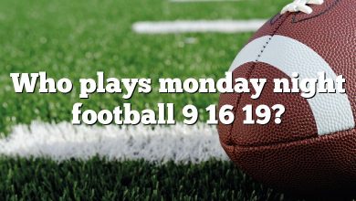 Who plays monday night football 9 16 19?