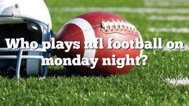 Who plays nfl football on monday night?