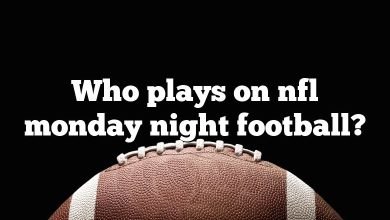 Who plays on nfl monday night football?