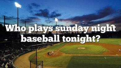 Who plays sunday night baseball tonight?