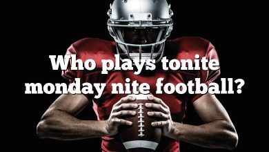 Who plays tonite monday nite football?