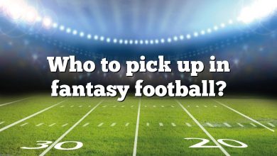 Who to pick up in fantasy football?