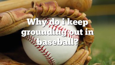 Why do i keep grounding out in baseball?