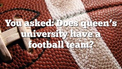 You asked: Does queen’s university have a football team?